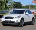 Белый Инфинити QX50, объемом двигателя 3.7 л и пробегом 184 тыс. км за 12900 $, фото 2 на Automoto.ua