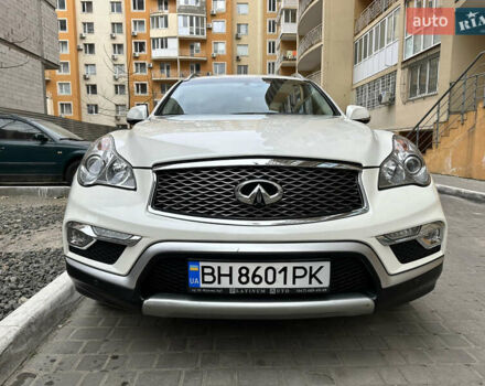 Білий Інфініті QX50, об'ємом двигуна 3.7 л та пробігом 141 тис. км за 15999 $, фото 11 на Automoto.ua