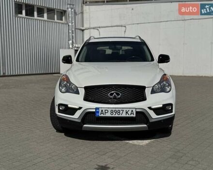 Белый Инфинити QX50, объемом двигателя 3.7 л и пробегом 102 тыс. км за 13300 $, фото 2 на Automoto.ua