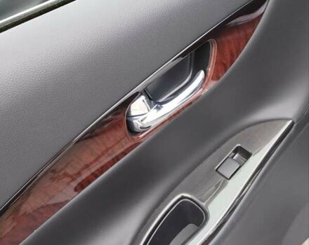 Белый Инфинити QX50, объемом двигателя 3.7 л и пробегом 125 тыс. км за 15900 $, фото 31 на Automoto.ua