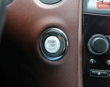 Белый Инфинити QX50, объемом двигателя 2.5 л и пробегом 18 тыс. км за 24000 $, фото 16 на Automoto.ua