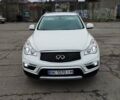 Белый Инфинити QX50, объемом двигателя 3.7 л и пробегом 125 тыс. км за 15900 $, фото 1 на Automoto.ua