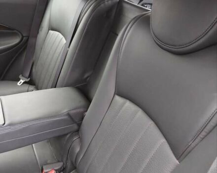 Белый Инфинити QX50, объемом двигателя 3.7 л и пробегом 125 тыс. км за 15900 $, фото 34 на Automoto.ua