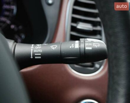 Белый Инфинити QX50, объемом двигателя 2.5 л и пробегом 18 тыс. км за 24000 $, фото 31 на Automoto.ua