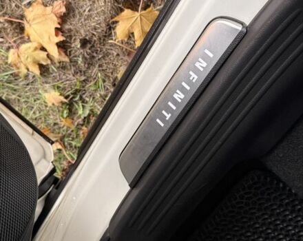 Белый Инфинити QX50, объемом двигателя 2 л и пробегом 117 тыс. км за 26500 $, фото 9 на Automoto.ua