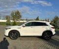 Белый Инфинити QX50, объемом двигателя 2 л и пробегом 126 тыс. км за 23000 $, фото 2 на Automoto.ua