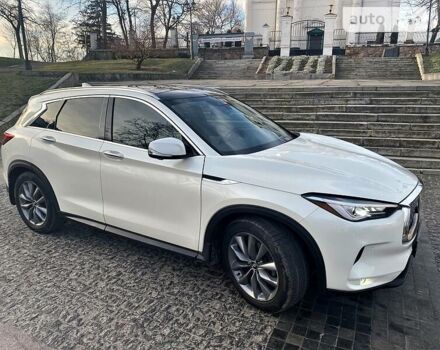 Білий Інфініті QX50, об'ємом двигуна 2 л та пробігом 49 тис. км за 26000 $, фото 10 на Automoto.ua