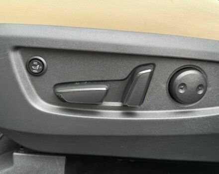 Белый Инфинити QX50, объемом двигателя 2 л и пробегом 77 тыс. км за 19500 $, фото 13 на Automoto.ua