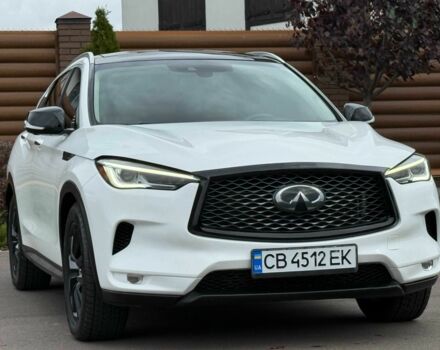 Белый Инфинити QX50, объемом двигателя 2 л и пробегом 77 тыс. км за 19500 $, фото 3 на Automoto.ua