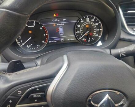Белый Инфинити QX50, объемом двигателя 2 л и пробегом 91 тыс. км за 28700 $, фото 5 на Automoto.ua