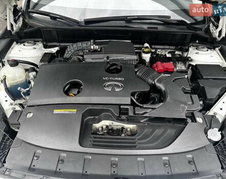 Білий Інфініті QX50, об'ємом двигуна 2 л та пробігом 90 тис. км за 22500 $, фото 24 на Automoto.ua