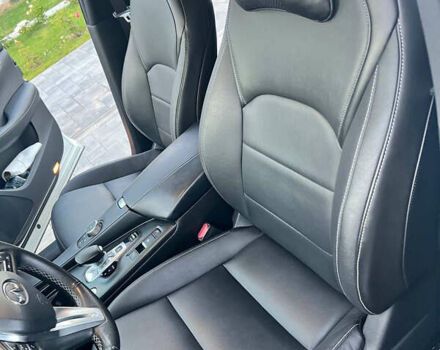 Білий Інфініті QX50, об'ємом двигуна 2 л та пробігом 82 тис. км за 31000 $, фото 8 на Automoto.ua