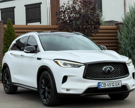 Белый Инфинити QX50, объемом двигателя 2 л и пробегом 77 тыс. км за 19500 $, фото 4 на Automoto.ua