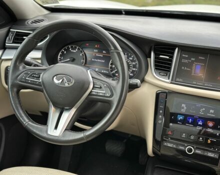 Белый Инфинити QX50, объемом двигателя 2 л и пробегом 270 тыс. км за 15299 $, фото 13 на Automoto.ua