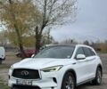 Белый Инфинити QX50, объемом двигателя 2 л и пробегом 270 тыс. км за 15299 $, фото 2 на Automoto.ua