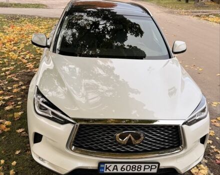 Белый Инфинити QX50, объемом двигателя 2 л и пробегом 117 тыс. км за 26500 $, фото 3 на Automoto.ua