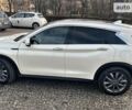 Білий Інфініті QX50, об'ємом двигуна 2 л та пробігом 49 тис. км за 26000 $, фото 6 на Automoto.ua