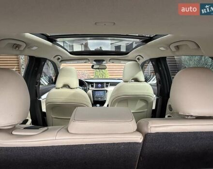 Белый Инфинити QX50, объемом двигателя 2 л и пробегом 77 тыс. км за 19498 $, фото 77 на Automoto.ua