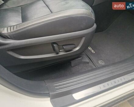 Белый Инфинити QX50, объемом двигателя 2 л и пробегом 95 тыс. км за 19800 $, фото 3 на Automoto.ua