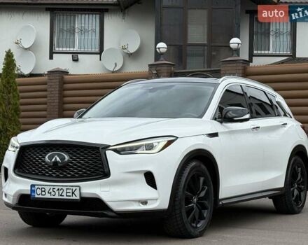 Белый Инфинити QX50, объемом двигателя 2 л и пробегом 77 тыс. км за 19498 $, фото 6 на Automoto.ua