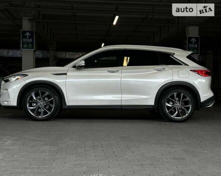 Білий Інфініті QX50, об'ємом двигуна 2 л та пробігом 40 тис. км за 33000 $, фото 21 на Automoto.ua