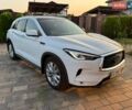 Белый Инфинити QX50, объемом двигателя 2 л и пробегом 98 тыс. км за 20900 $, фото 1 на Automoto.ua