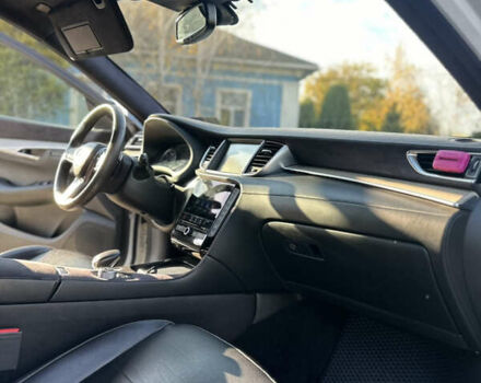 Белый Инфинити QX50, объемом двигателя 2 л и пробегом 126 тыс. км за 23000 $, фото 13 на Automoto.ua
