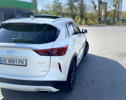Белый Инфинити QX50, объемом двигателя 1.99 л и пробегом 48 тыс. км за 24500 $, фото 4 на Automoto.ua