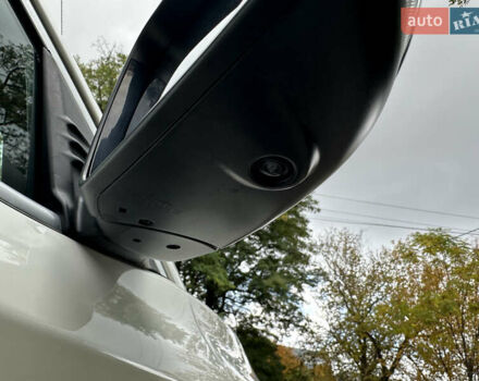 Белый Инфинити QX50, объемом двигателя 2 л и пробегом 46 тыс. км за 22500 $, фото 18 на Automoto.ua