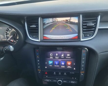 Белый Инфинити QX50, объемом двигателя 2 л и пробегом 212 тыс. км за 18200 $, фото 9 на Automoto.ua