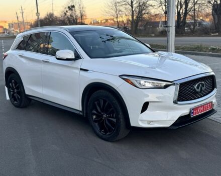 Белый Инфинити QX50, объемом двигателя 2 л и пробегом 212 тыс. км за 18200 $, фото 1 на Automoto.ua