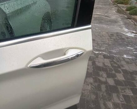 Білий Інфініті QX50, об'ємом двигуна 2 л та пробігом 116 тис. км за 23000 $, фото 23 на Automoto.ua