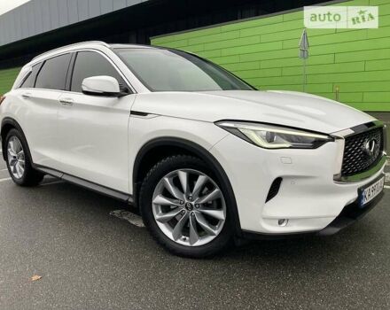 Білий Інфініті QX50, об'ємом двигуна 2 л та пробігом 25 тис. км за 33500 $, фото 3 на Automoto.ua