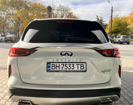 Белый Инфинити QX50, объемом двигателя 2 л и пробегом 71 тыс. км за 28500 $, фото 11 на Automoto.ua