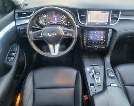 Белый Инфинити QX50, объемом двигателя 2 л и пробегом 212 тыс. км за 18200 $, фото 8 на Automoto.ua