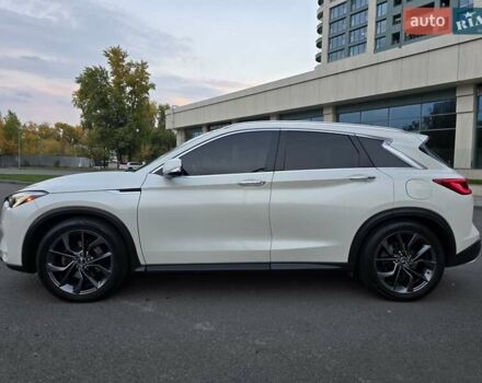 Белый Инфинити QX50, объемом двигателя 1.99 л и пробегом 63 тыс. км за 28300 $, фото 1 на Automoto.ua