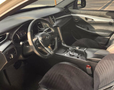 Белый Инфинити QX50, объемом двигателя 2 л и пробегом 71 тыс. км за 28500 $, фото 21 на Automoto.ua