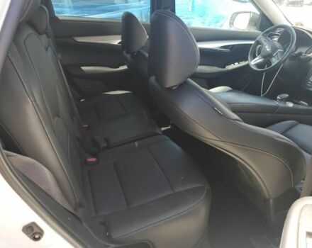 Белый Инфинити QX50, объемом двигателя 2 л и пробегом 203 тыс. км за 13400 $, фото 8 на Automoto.ua