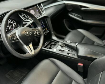 Белый Инфинити QX50, объемом двигателя 0 л и пробегом 142 тыс. км за 19999 $, фото 8 на Automoto.ua