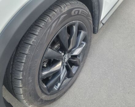 Белый Инфинити QX50, объемом двигателя 2 л и пробегом 212 тыс. км за 18200 $, фото 12 на Automoto.ua