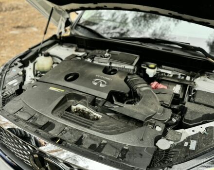 Белый Инфинити QX50, объемом двигателя 0 л и пробегом 142 тыс. км за 19999 $, фото 15 на Automoto.ua