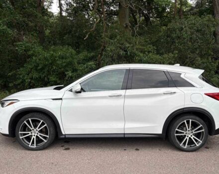 Белый Инфинити QX50, объемом двигателя 2 л и пробегом 72 тыс. км за 15000 $, фото 5 на Automoto.ua