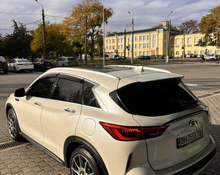 Белый Инфинити QX50, объемом двигателя 2 л и пробегом 71 тыс. км за 28500 $, фото 9 на Automoto.ua