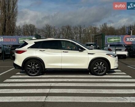 Білий Інфініті QX50, об'ємом двигуна 2 л та пробігом 63 тис. км за 22999 $, фото 3 на Automoto.ua