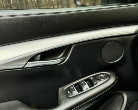 Белый Инфинити QX50, объемом двигателя 0 л и пробегом 142 тыс. км за 19999 $, фото 10 на Automoto.ua