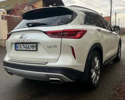 Білий Інфініті QX50, об'ємом двигуна 1.99 л та пробігом 68 тис. км за 31000 $, фото 5 на Automoto.ua
