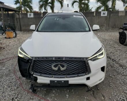 Белый Инфинити QX50, объемом двигателя 2 л и пробегом 203 тыс. км за 13400 $, фото 3 на Automoto.ua