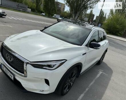 Білий Інфініті QX50, об'ємом двигуна 1.99 л та пробігом 32 тис. км за 30000 $, фото 9 на Automoto.ua