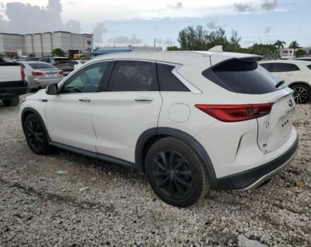Белый Инфинити QX50, объемом двигателя 2 л и пробегом 203 тыс. км за 13400 $, фото 1 на Automoto.ua