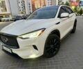 Белый Инфинити QX50, объемом двигателя 2 л и пробегом 124 тыс. км за 25500 $, фото 1 на Automoto.ua